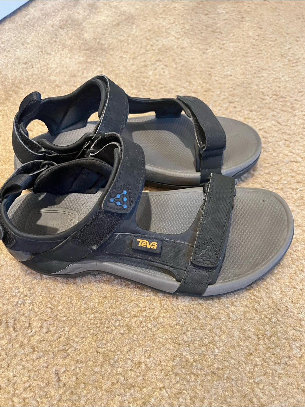 Teva  mens Black and Gray Sandals